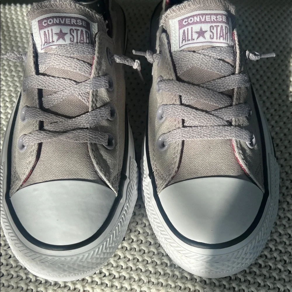 Converse Lavender Low-Top Sneakers - Picture 5 of 13